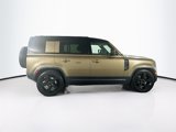 Used 2020 Land Rover Defender 110 HSE image 4