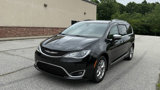 Used 2017 Chrysler Pacifica Limited w/ UConnect Theater Package image 3