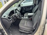 Used 2015 Chevrolet Traverse LT w/ Style and Technology Package image 4