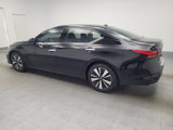 Used 2019 Nissan Altima 2.5 SV image 3