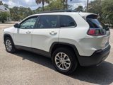 Certified 2022 Jeep Cherokee Latitude Lux w/ Sun & Sound Group image 5