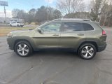 Used 2020 Jeep Cherokee Limited w/ Technology Group image 2