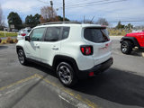 Used 2016 Jeep Renegade Latitude w/ Cold Weather Group image 5
