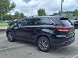 Used 2019 Toyota Highlander XLE image 5