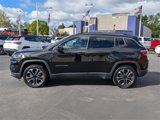 Used 2022 Jeep Compass Limited image 3