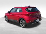 Used 2021 Hyundai Venue SEL image 3