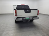 Used 2019 Nissan Frontier SV image 6