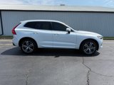 Used 2021 Volvo XC60 T5 Momentum w/ Premium Package image 2