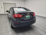 Used 2017 Chevrolet Cruze LT image 6