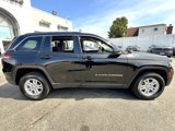 Used 2023 Jeep Grand Cherokee Laredo w/ Luxury Tech Group I image 4