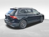 Used 2019 Volkswagen Tiguan SE w/ Panoramic Sunroof Package image 4