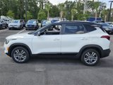 Certified 2022 Kia Seltos S image 3