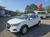 Used 2020 Nissan Rogue Sport S image 2