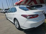 Used 2022 Toyota Camry LE image 2
