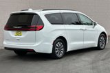 Used 2022 Chrysler Pacifica Touring-L image 3