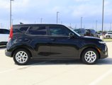 Used 2022 Kia Soul LX w/ Technology Package image 5