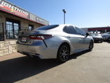 Used 2021 Toyota Camry SE w/ Carpet Mat Package (TMS) image 4