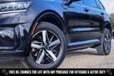 Used 2022 Kia Sorento S w/ Panoramic Sunroof Package image 2