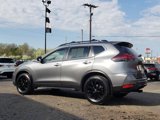 Used 2018 Nissan Rogue SV w/ Premium Package image 4