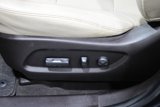 Used 2013 Hyundai Santa Fe Limited w/ Technology Pkg image 4