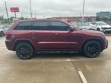 Used 2019 Jeep Grand Cherokee Altitude image 4