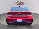 Certified 2025 Hyundai Elantra SE image 4