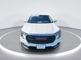 Used 2024 GMC Terrain SLE image 3