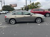 Used 2018 Chevrolet Malibu Premier w/ Premier Sun and Wheel Package image 4