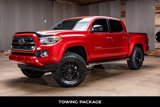 Used 2016 Toyota Tacoma Limited w/ Towing Package image 5