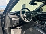 Used 2024 Jeep Grand Cherokee Altitude image 5