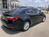 Used 2013 Lexus ES 300h image 3