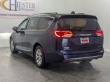 Used 2018 Chrysler Pacifica Limited image 5