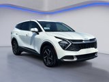 Used 2023 Kia Sportage LX image 3