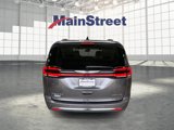 Used 2023 Chrysler Pacifica Limited image 4
