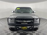 Used 2002 Chevrolet Silverado 1500 LS image 2