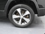 Used 2022 Jeep Cherokee Limited image 5