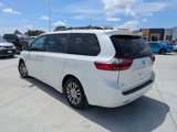 Used 2020 Toyota Sienna XLE image 5