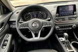 Used 2024 Nissan Altima 2.5 SV image 5