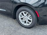 Used 2023 Chrysler Pacifica Touring-L image 5