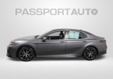 Used 2022 Toyota Camry SE image 2