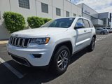 Used 2017 Jeep Grand Cherokee Limited image 2