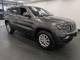 Used 2021 Jeep Grand Cherokee Laredo image 3