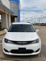 Used 2020 Chrysler Pacifica Touring-L image 2