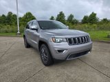 Used 2018 Jeep Grand Cherokee Limited image 3