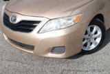 Used 2011 Toyota Camry LE image 3