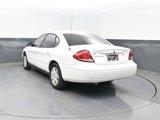 Used 2006 Ford Taurus SE image 3