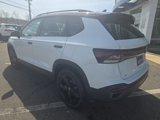 New 2025 Volkswagen Taos SE image 4