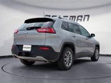 Used 2017 Jeep Cherokee Limited image 5