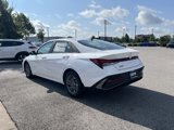 New 2024 Hyundai Elantra SEL image 5