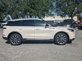Certified 2021 Lincoln Corsair Reserve w/ Elements Package image 3